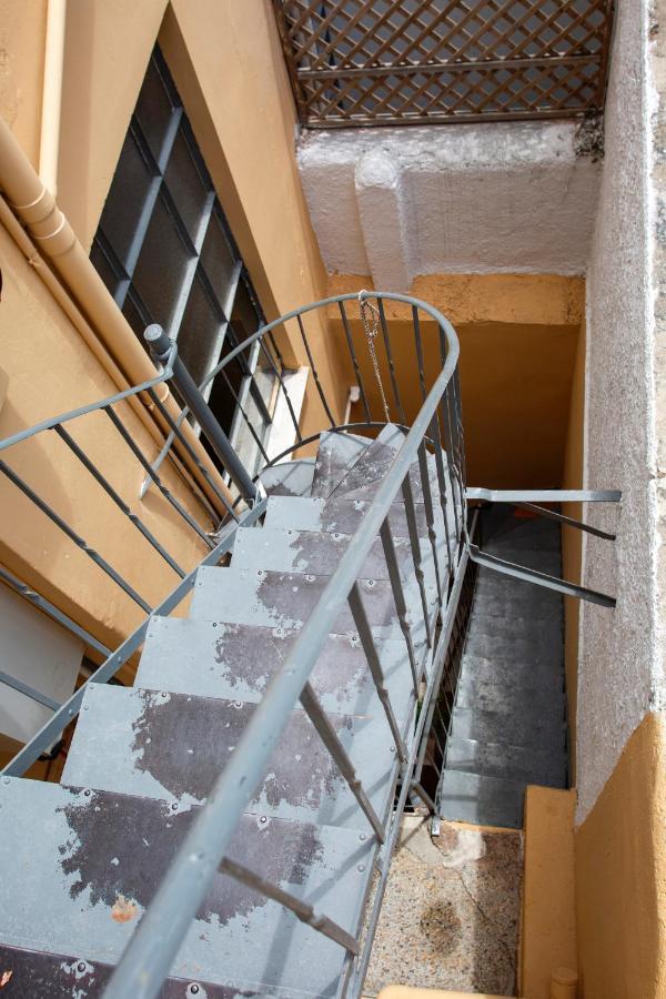 Stylish, Basement Studio With Roof Top Access - Ep9B Aten Exteriör bild